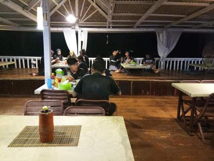 Long Beach Garden كامبونغ كوالا بيسوت المظهر الخارجي الصورة
