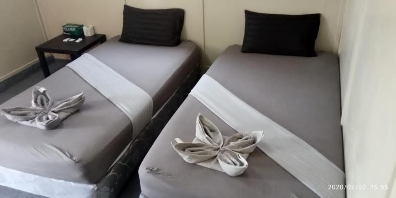 Long Beach Garden كامبونغ كوالا بيسوت المظهر الخارجي الصورة